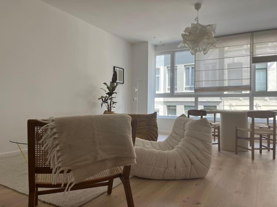 Apartment House Of Legend *
